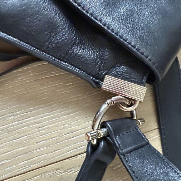 Vince Camuto Black Pebbled Leather Snap & Zip Shoulder Bag Purse - Picture 9 of 13